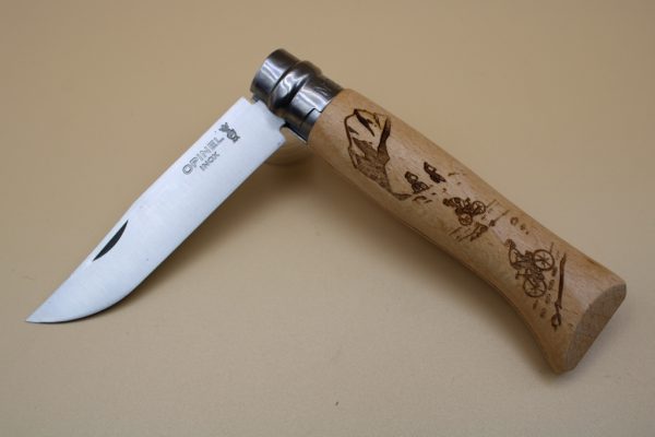 couteau opinel 8 gravure velo bruguieres 31